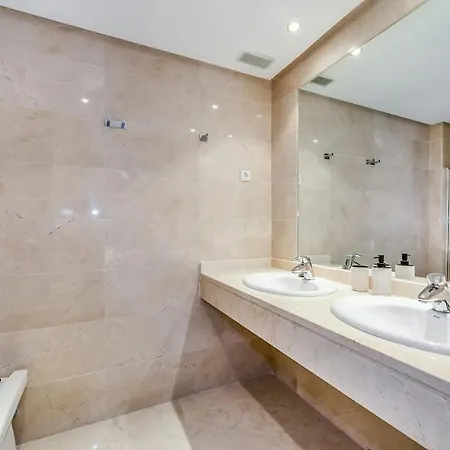 Relax, Comfort And Modern. La Dama De Noche. Bibiblue Apartament