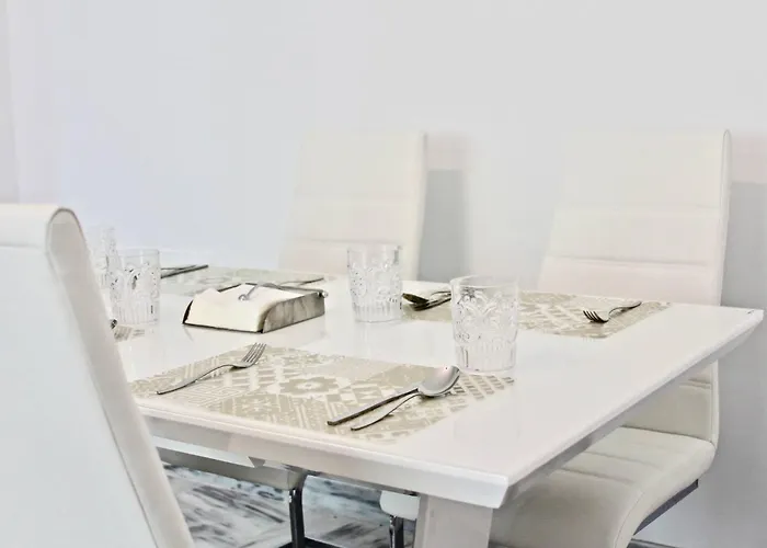 Appartamento Relax, Comfort And Modern. La Dama De Noche. Bibiblue *