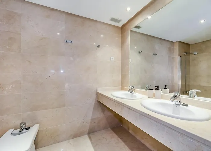 Relax, Comfort And Modern. La Dama De Noche. Bibiblue Apartament