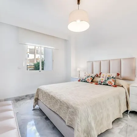 Relax, Comfort And Modern. La Dama De Noche. Bibiblue Apartment Marbella